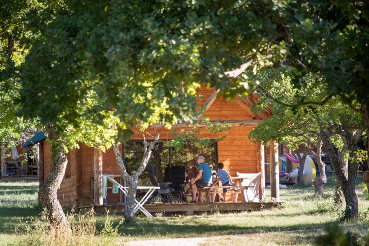Village Huttopia Dieulefit Exterior foto